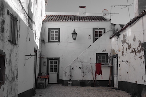 Alcochete house red
