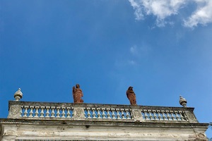 Alcochete statues