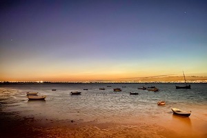 Alcochete Tagus river by night